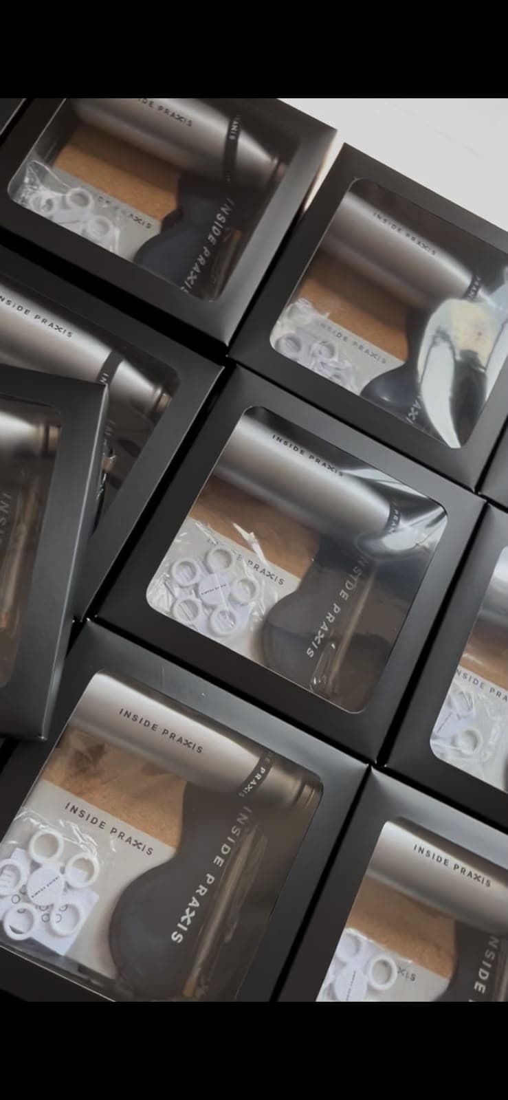 CAJA NEGRA DE CARTON